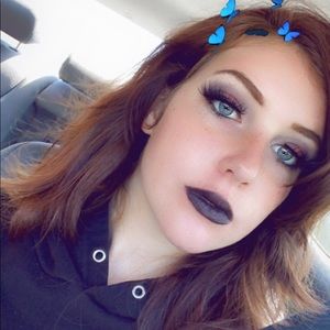 Meet your Posher, Angelina